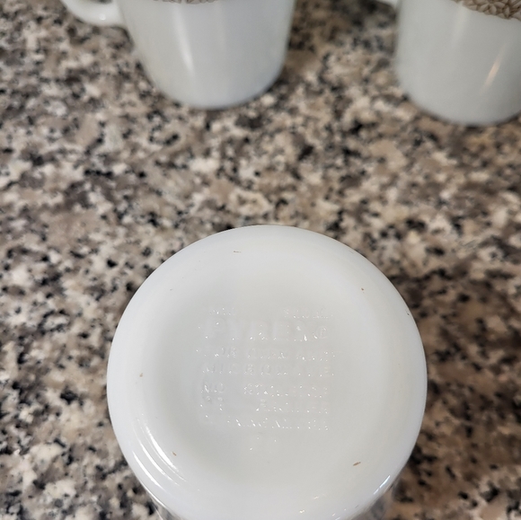 Pyrex WOODLAND Mugs Set of 5 Vintage Pyrex D Handled Coffee Mugs - Picture 5 of 5